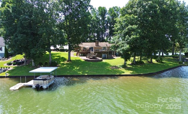 160 Quail Hollow Drive, Kings Mountain, NC 28086