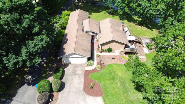 160 Quail Hollow Drive, Kings Mountain, NC 28086