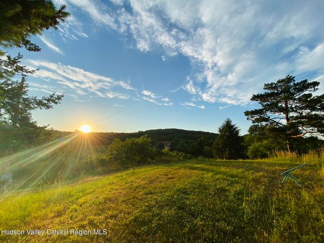 223 Plattekill Road, Marlboro, NY 12542