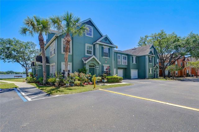 9304 LAKE CHASE ISLAND WAY, Tampa, FL 33626