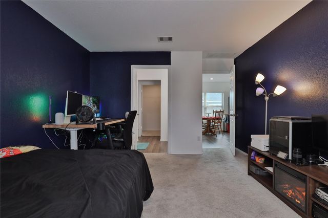 184 Kelly Street, Angleton, TX 77515