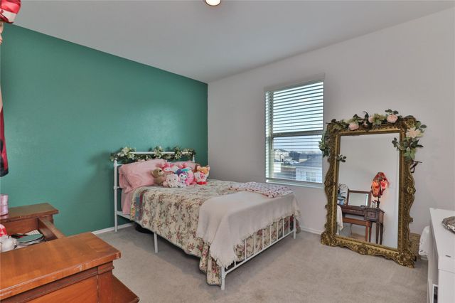 184 Kelly Street, Angleton, TX 77515