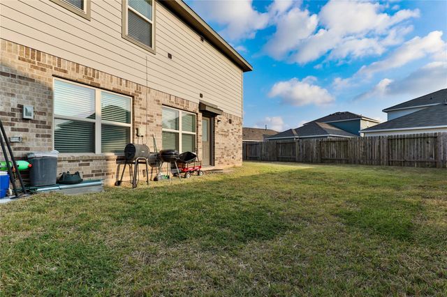 184 Kelly Street, Angleton, TX 77515