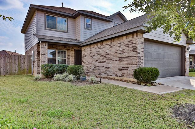 184 Kelly Street, Angleton, TX 77515
