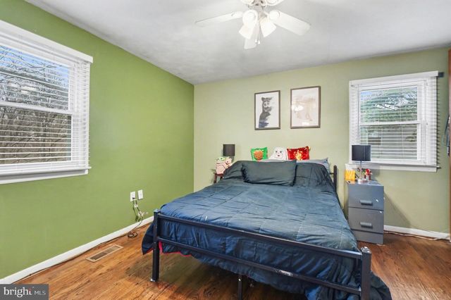 6406 CANNON DR, Mechanicsburg, PA 17050