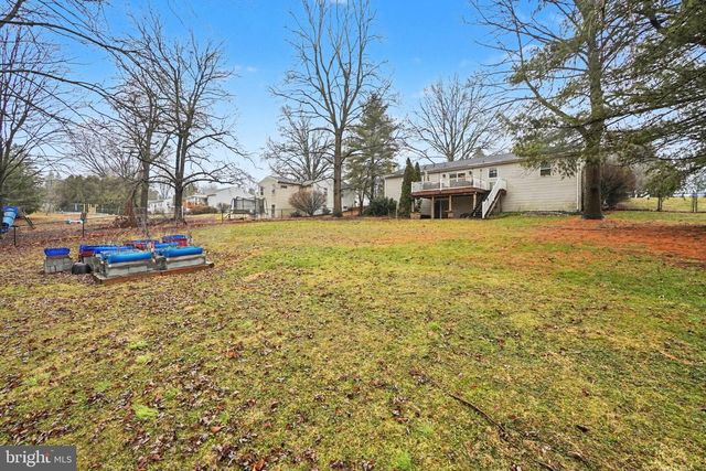 6406 CANNON DR, Mechanicsburg, PA 17050