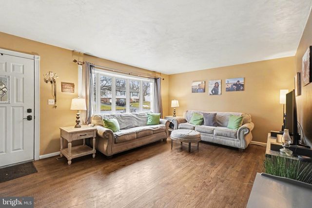 6406 CANNON DR, Mechanicsburg, PA 17050