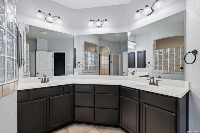 9803 BRICEWOOD CV, San Antonio, TX 78254
