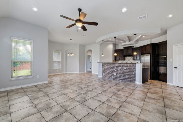 9803 BRICEWOOD CV, San Antonio, TX 78254