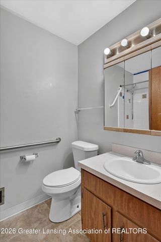 6312 Lerner Way, Lansing, MI 48911