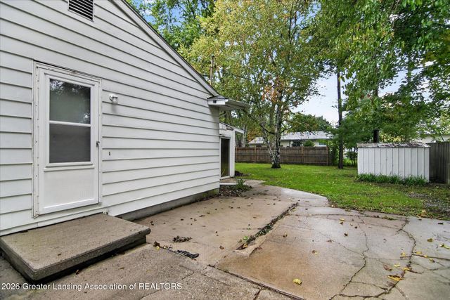 6312 Lerner Way, Lansing, MI 48911