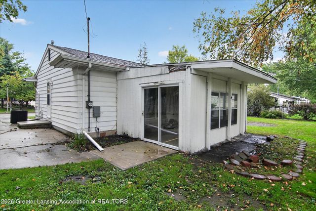 6312 Lerner Way, Lansing, MI 48911