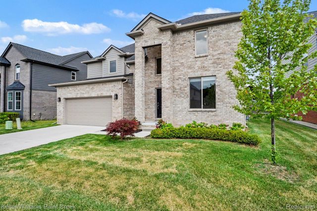 1976 Kohli Drive, Troy, MI 48083