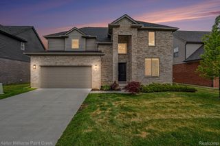 1976 Kohli Drive, Troy, MI 48083