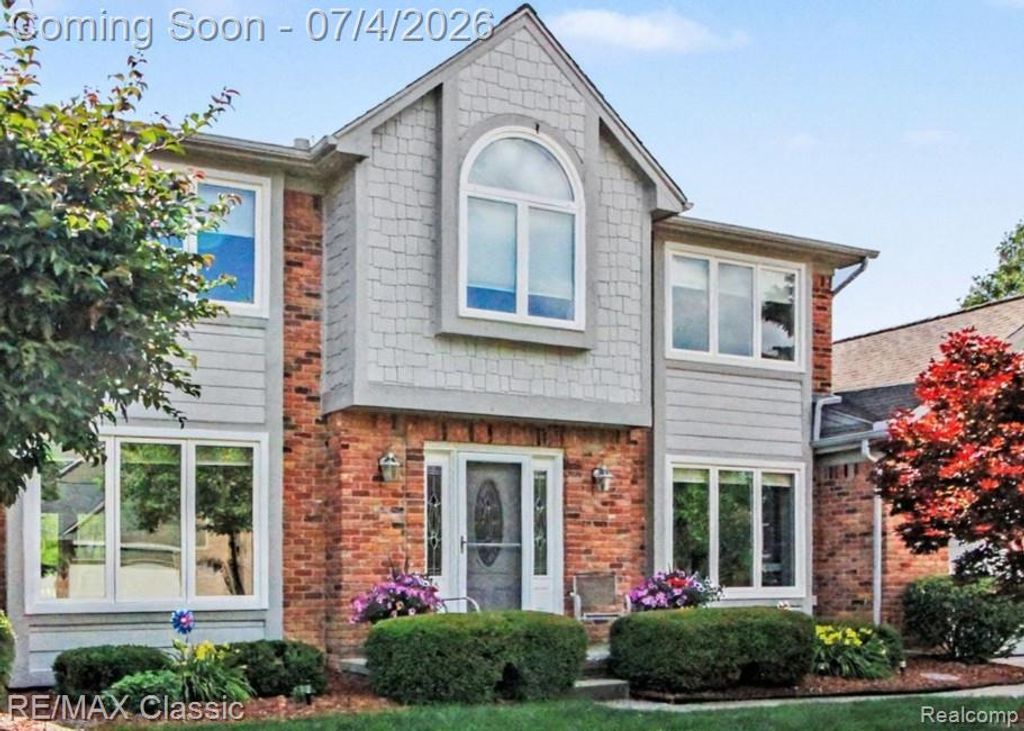 25723 Sullivan Lane, Novi, MI 48375