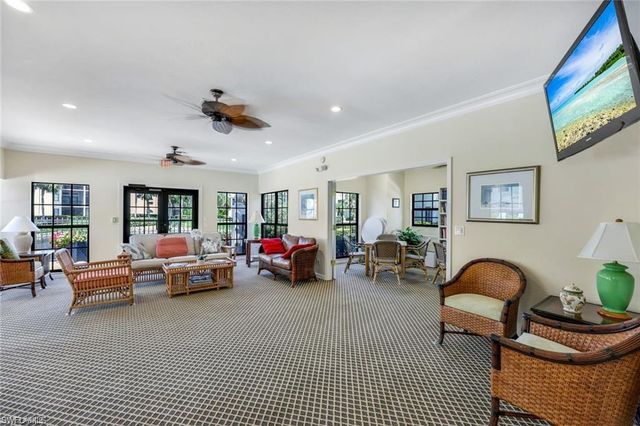 6555 Valen WAY G201, Naples, FL 34108