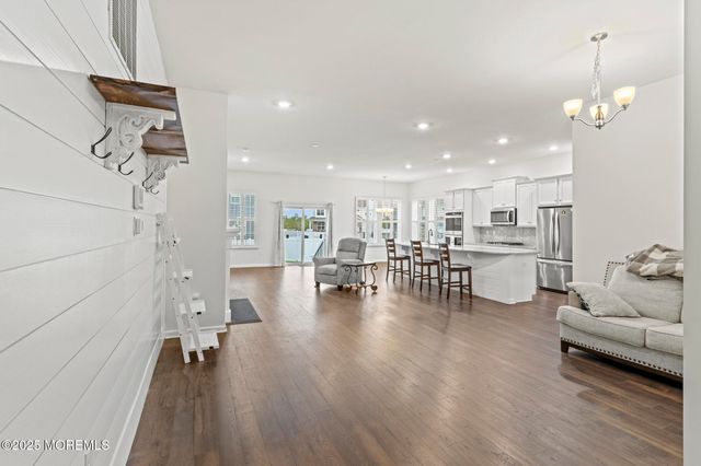 163 Bradshaw Drive, Manahawkin, NJ 08050