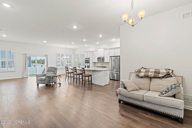 163 Bradshaw Drive, Manahawkin, NJ 08050