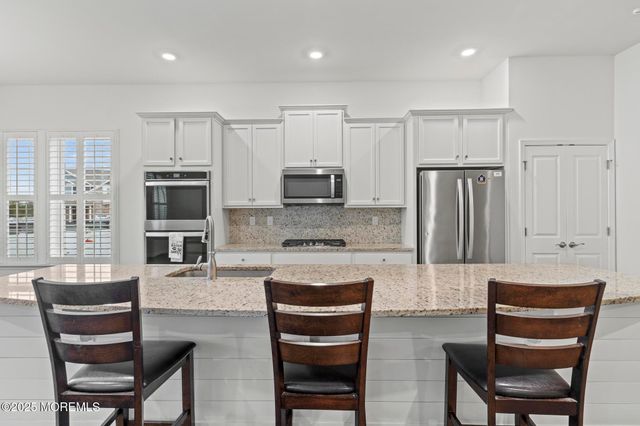 163 Bradshaw Drive, Manahawkin, NJ 08050