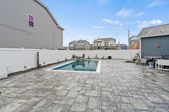 163 Bradshaw Drive, Manahawkin, NJ 08050
