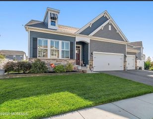 163 Bradshaw Drive, Manahawkin, NJ 08050