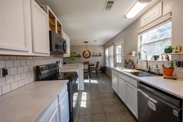 10626 Royal Cavins Drive, Conroe, TX 77303