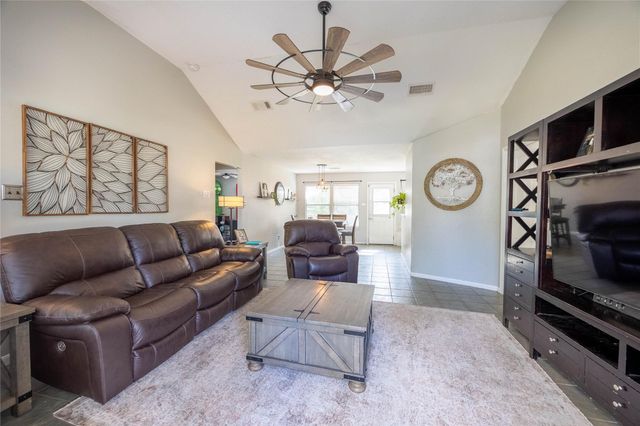 10626 Royal Cavins Drive, Conroe, TX 77303