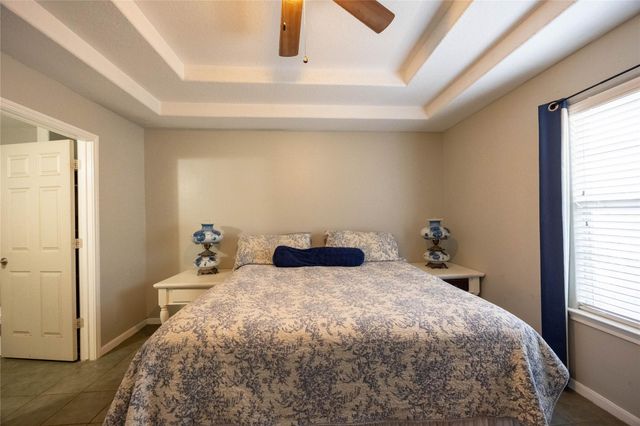 10626 Royal Cavins Drive, Conroe, TX 77303