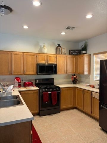 4909 Royal Lake Avenue, Las Vegas, NV 89131