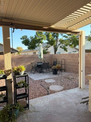 4909 Royal Lake Avenue, Las Vegas, NV 89131