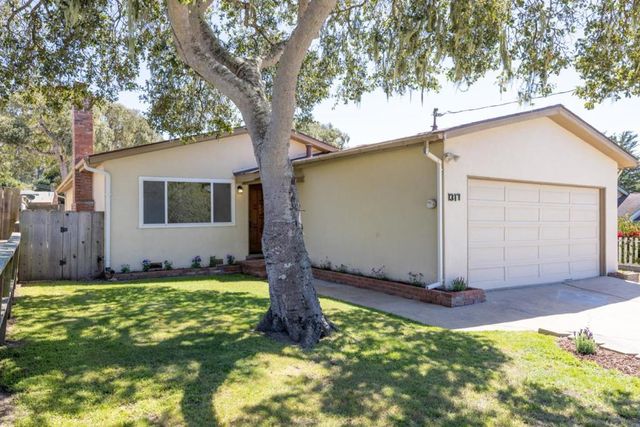 1317 Funston Avenue, Pacific Grove, CA 93950