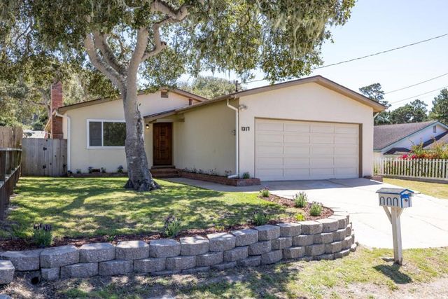 1317 Funston Avenue, Pacific Grove, CA 93950