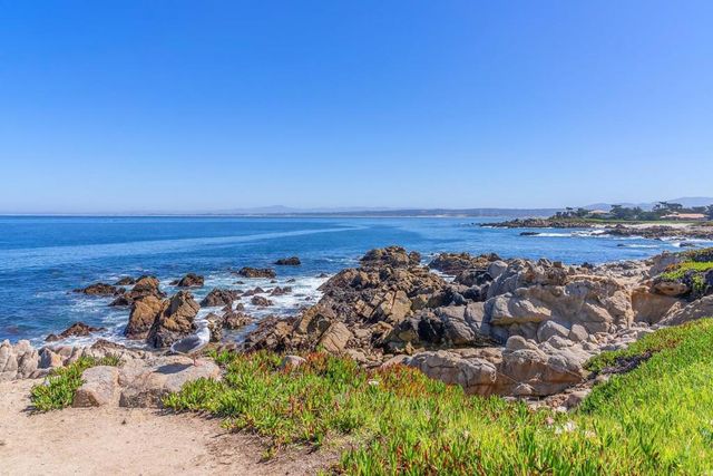 1317 Funston Avenue, Pacific Grove, CA 93950