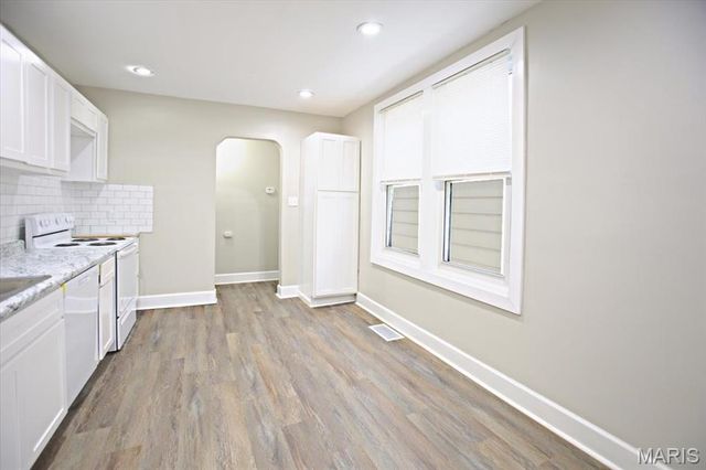 6222 Carlsbad Avenue, St Louis, MO 63116