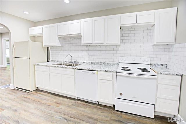6222 Carlsbad Avenue, St Louis, MO 63116