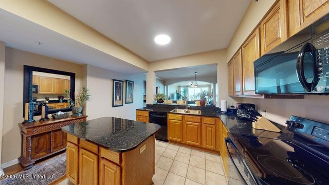 2230 Beach Drive, 705, Gulfport, MS 39507
