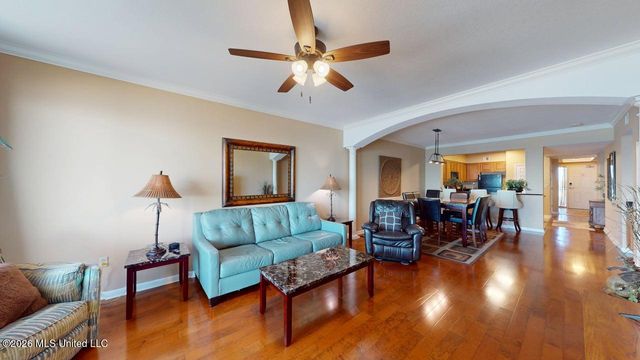 2230 Beach Drive, 705, Gulfport, MS 39507