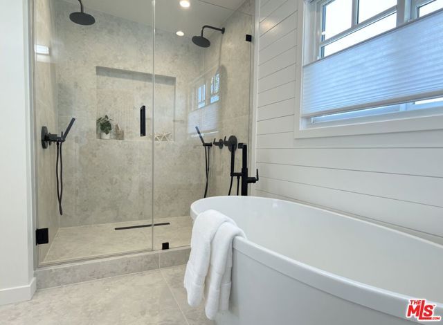 5254 Nagle Avenue, Sherman Oaks, CA 91401