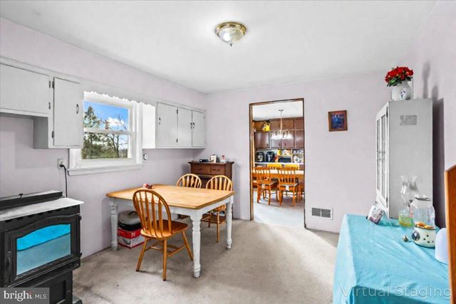 8157 SPRUCE DR, Harrisburg, PA 17111