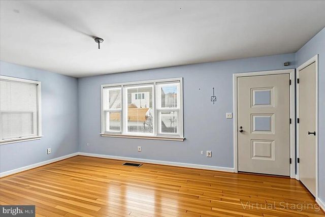 8157 SPRUCE DR, Harrisburg, PA 17111