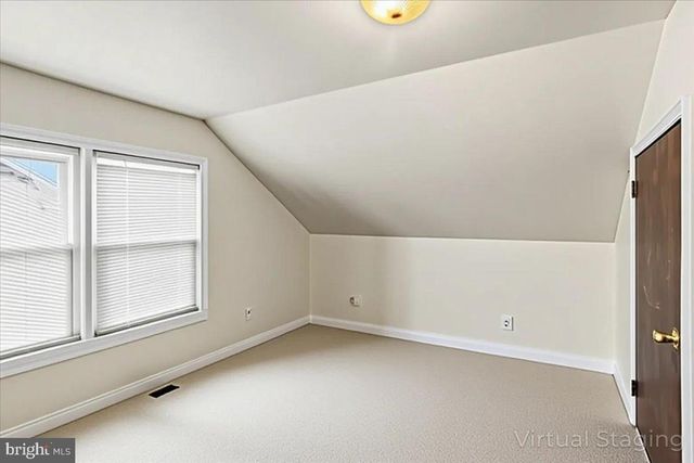 8157 SPRUCE DR, Harrisburg, PA 17111