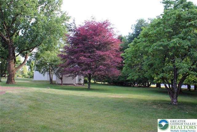 3590 Drifting Drive, Lower Saucon Twp, PA 18055
