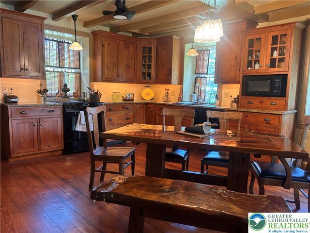 3590 Drifting Drive, Lower Saucon Twp, PA 18055