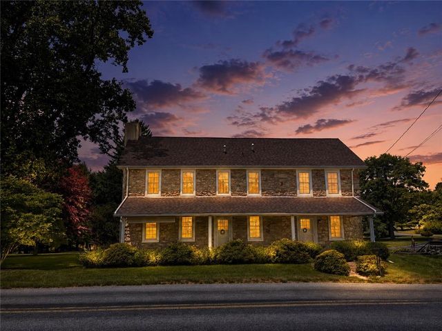 3590 Drifting Drive, Lower Saucon Twp, PA 18055