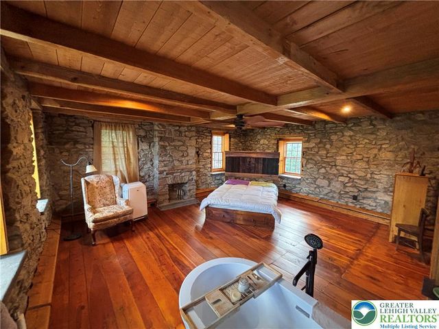 3590 Drifting Drive, Lower Saucon Twp, PA 18055