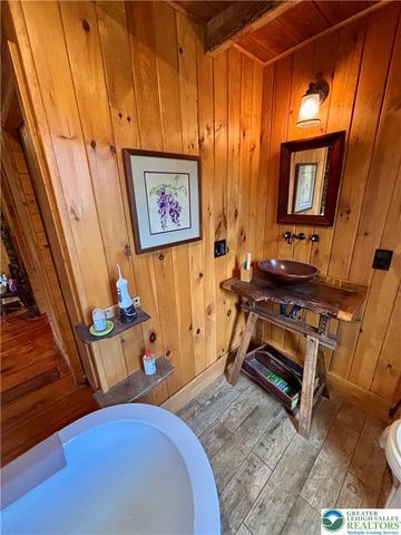 3590 Drifting Drive, Lower Saucon Twp, PA 18055