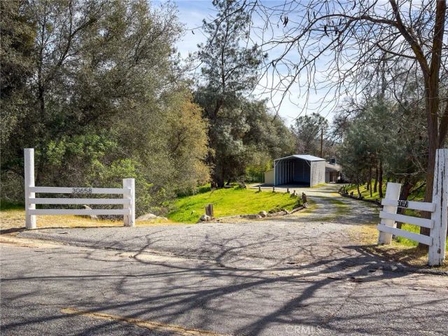 30658 Holiday, Coarsegold, CA 93614