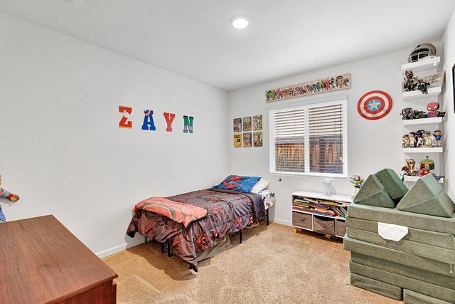 913 Harriett Avenue, Sanger, CA 93657