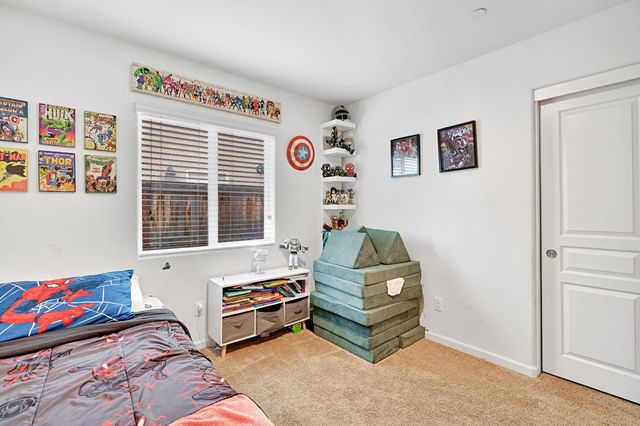 913 Harriett Avenue, Sanger, CA 93657