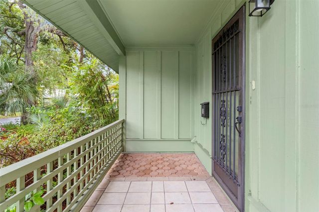 5014 BARRINGTON CIRCLE 2102, Sarasota, FL 34234